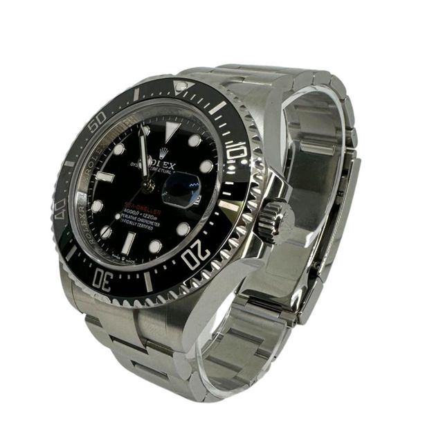 Rolex Sea-Dweller 126600 Image 2
